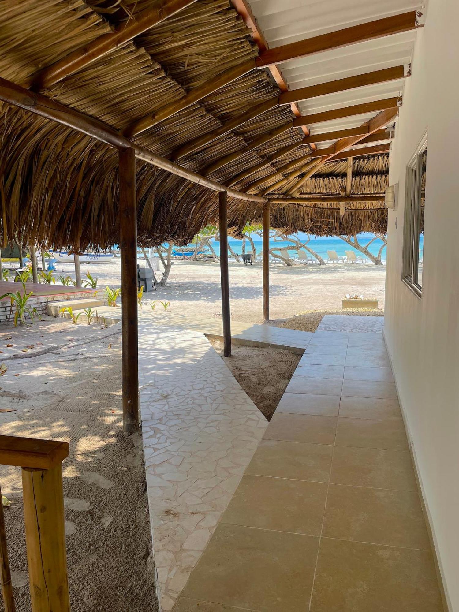Hotel Carey Beach Baru Bagian luar foto