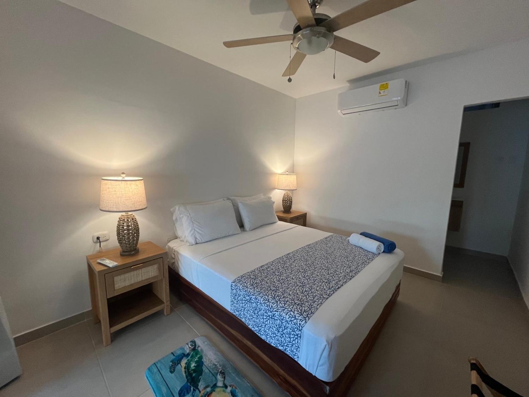 Hotel Carey Beach Baru Bagian luar foto