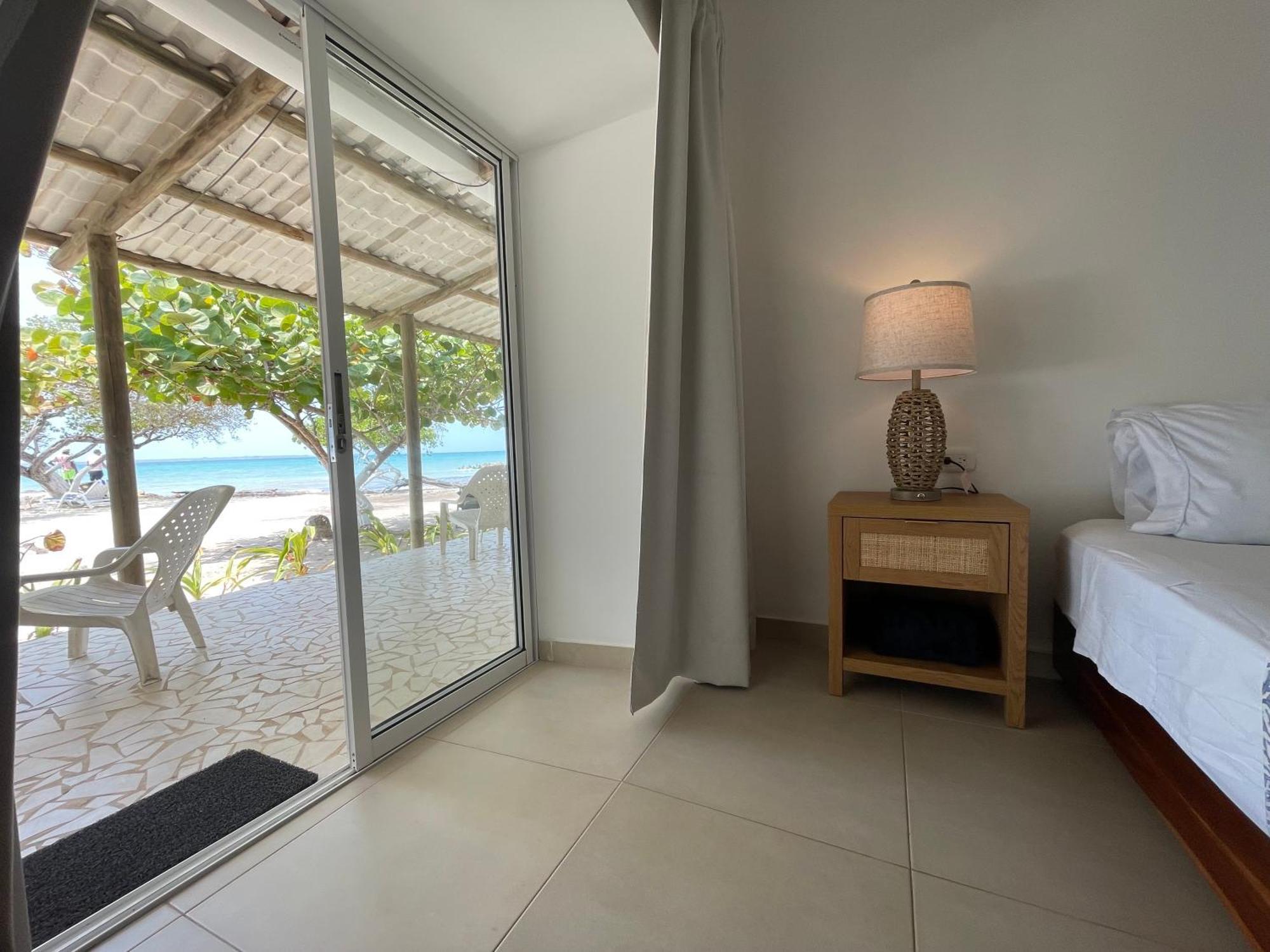 Hotel Carey Beach Baru Bagian luar foto