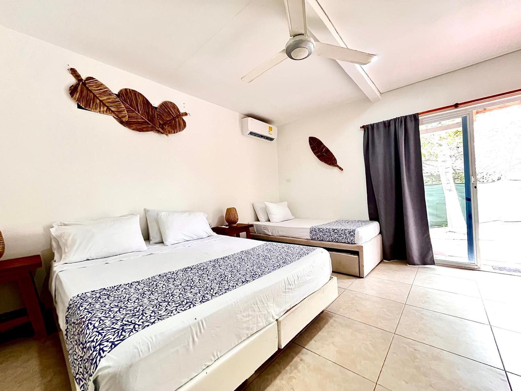 Hotel Carey Beach Baru Bagian luar foto