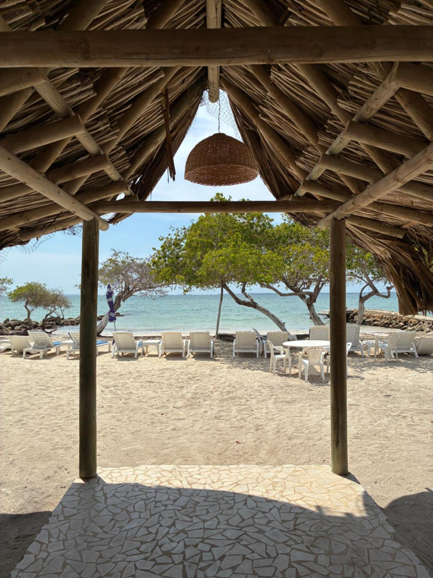 Hotel Carey Beach Baru Bagian luar foto