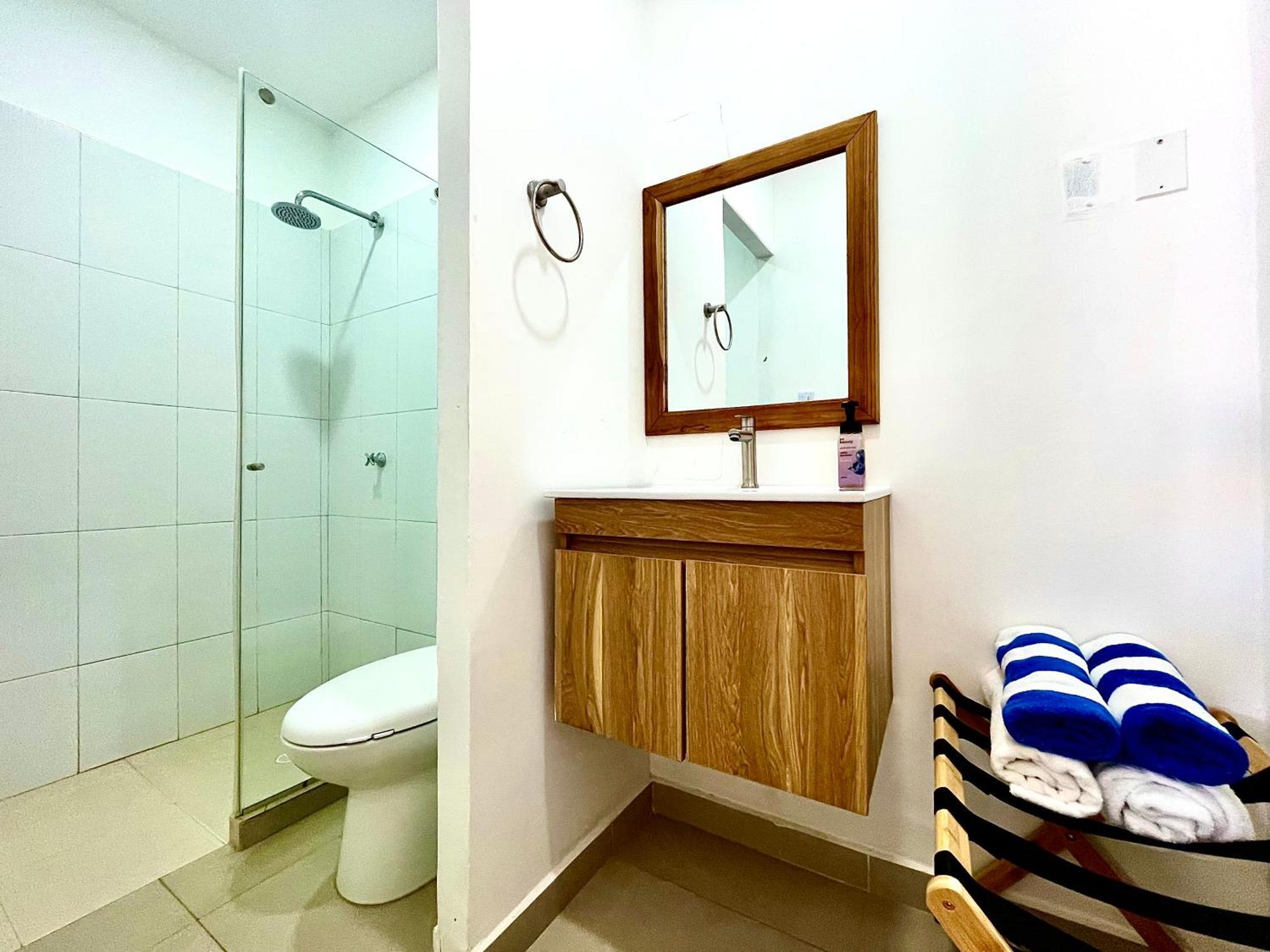 Hotel Carey Beach Baru Bagian luar foto