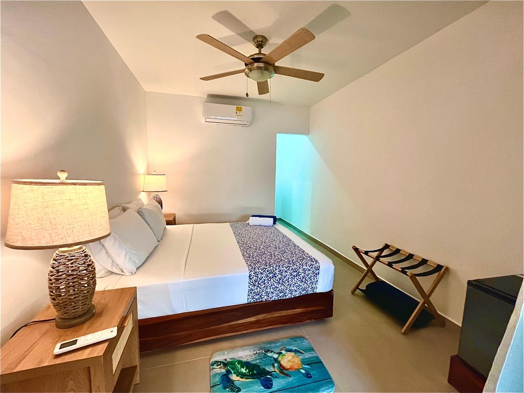 Hotel Carey Beach Baru Bagian luar foto