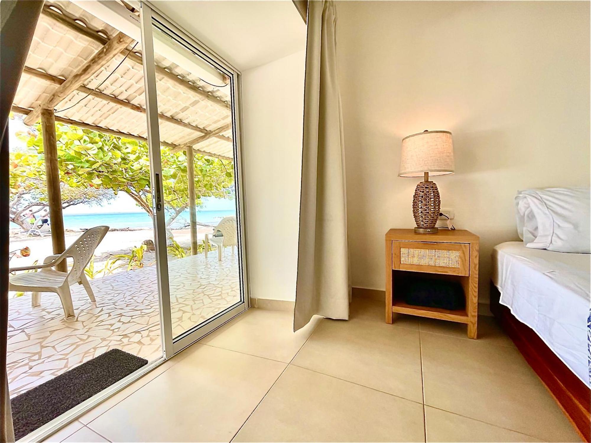 Hotel Carey Beach Baru Bagian luar foto