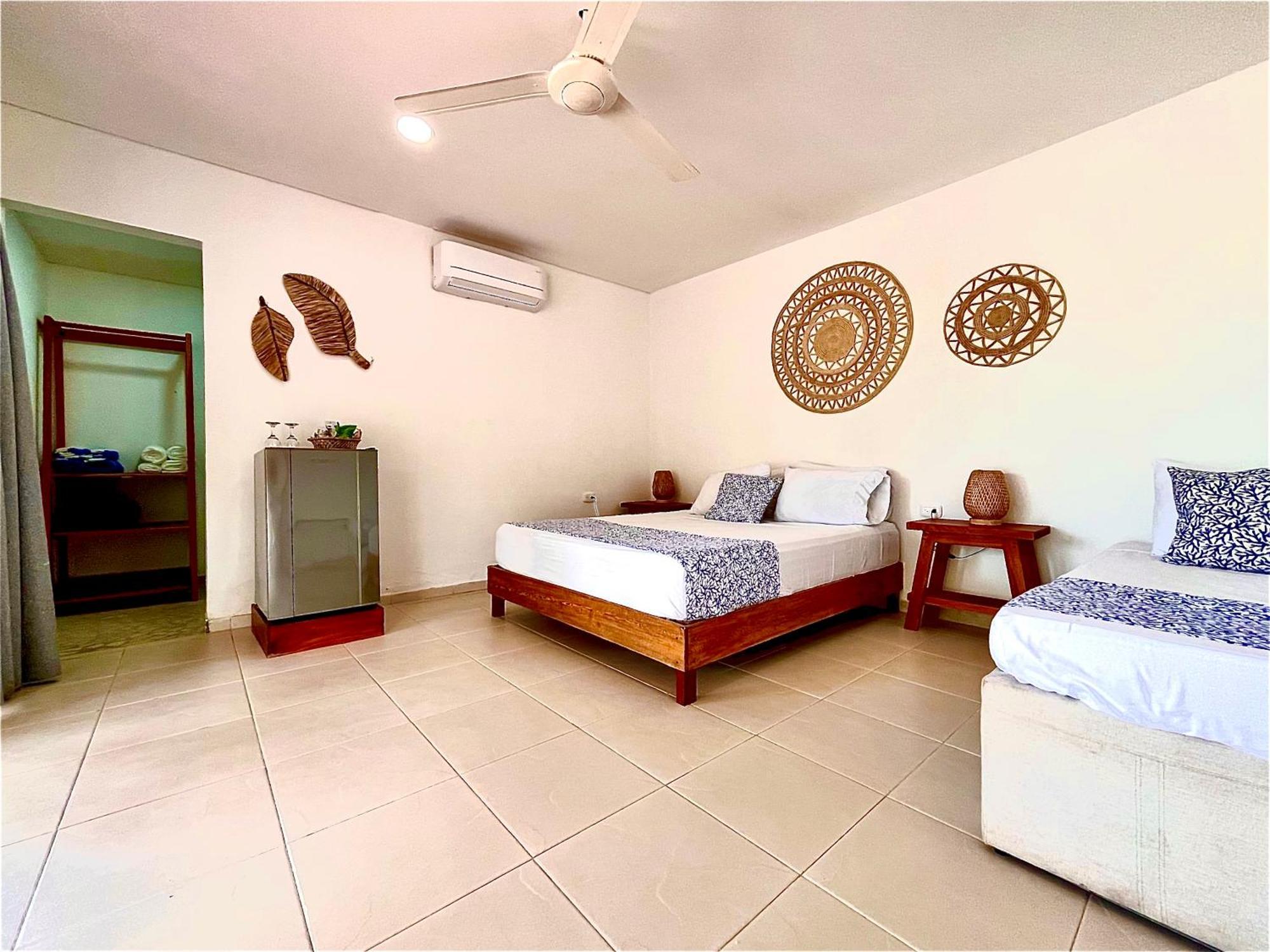 Hotel Carey Beach Baru Bagian luar foto